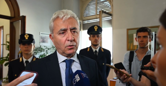 Tifoso ferito, il Questore di Torino: "Le indagini sono in corso" [video]