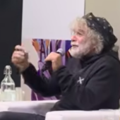 Salone del Libro, Mauro Corona: "I soldi? La vita è altrove" [video]