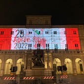 XXV Aprile a Torino: voci e immagini della Liberazione su Palazzo Civico