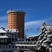 Sestriere: entusiasmo per la prima nevicata che ha imbiancato Sestriere e frazioni