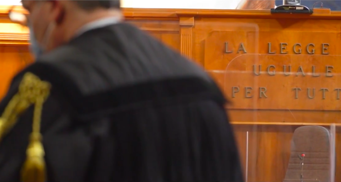 Riforma della giustizia: bisogna che tutto cambi affinché tutto resti uguale. Di Lorenza Morello* Riforma della giustizia: bisogna che tutto cambi affinché tutto resti uguale. Di Lorenza Morello*