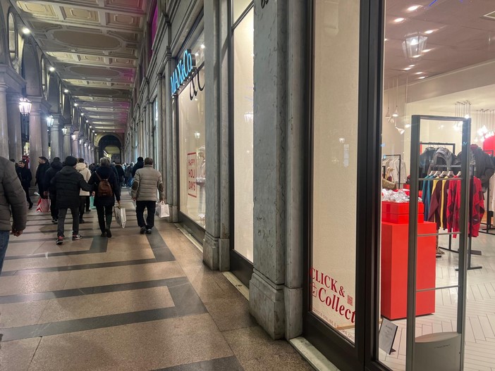 Babbo Natale 2024 ha la slitta più carica: per i regali si spenderà oltre 200 euro a testa. Decisiva la tredicesima Babbo Natale 2024 ha la slitta più carica: per i regali si spenderà oltre 200 euro a testa. Decisiva la tredicesima