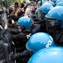 Scontri a Torino, Pantanella (FSP Polizia): &quot;Autonomi travestiti da studenti&quot;, Di Lorenzo (Siap): “Regia di Askatasuna”
