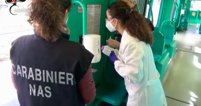 Controlli anti-covid dei Carabinieri Nas sui mezzi di trasporto pubblico: 32 casi di positività su oltre 700 tamponi