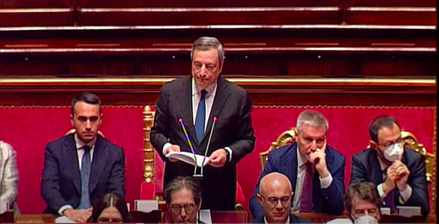 Draghi in Senato: “Serve un nuovo patto di fiducia, sincero e concreto, come quello che ci ha permesso finora di cambiare in meglio il Paese”