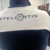 Stellantis riparte nel primo semestre 2026: produzione in crescita del 13,7%. La 500 ibrida traina Mirafiori, Cassino resta l'emergenza Stellantis riparte nel primo semestre 2026: produzione in crescita del 13,7%. La 500 ibrida traina Mirafiori, Cassino resta l'emergenza