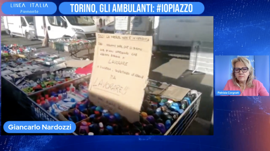 Torino, gli ambulanti: #iopiazzo