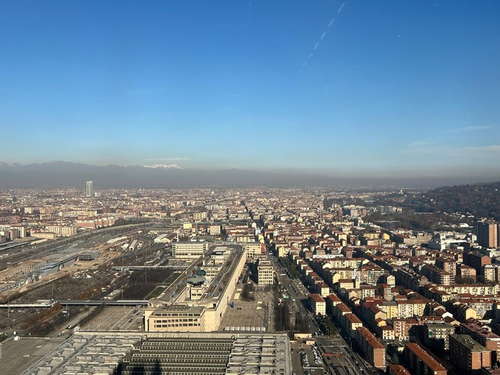 Economia piemontese e situazione in Medio Oriente, costi in aumento e export in frenata, cautela per il secondo trimestre