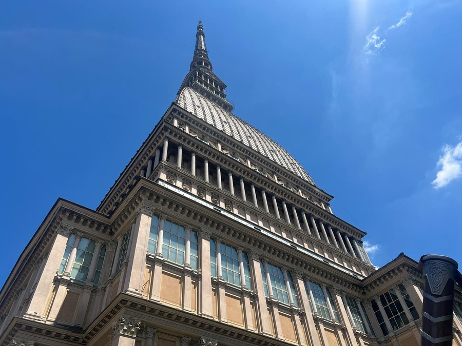 Capodanno 2024 a Torino, misure di sicurezza e modalità di accesso in piazza Castello Capodanno 2024 a Torino, misure di sicurezza e modalità di accesso in piazza Castello
