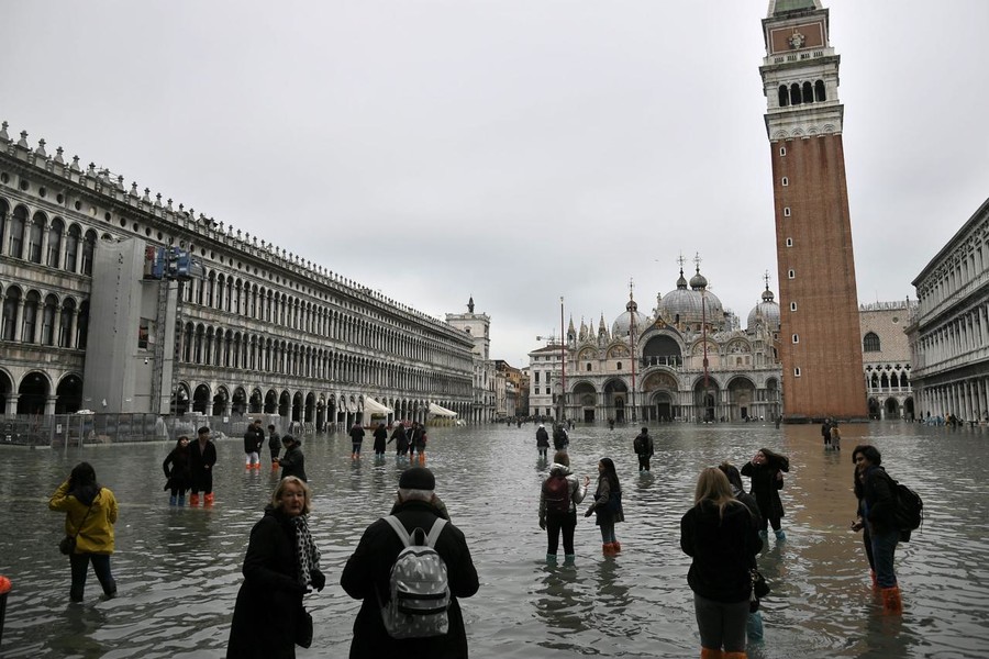 Venezia che affonda e il nulla che si fa per evitare un danno, oltre che culturale, economico. Di Paolo Turati*
