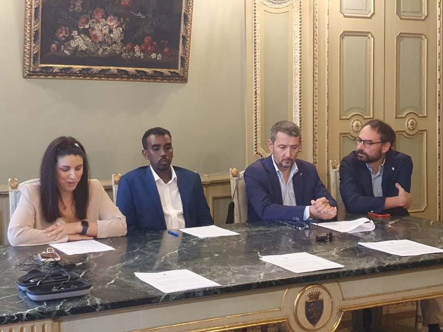 Mediazione interculturale, Torino vuole un sistema cittadino che rafforzi i servizi Mediazione interculturale, Torino vuole un sistema cittadino che rafforzi i servizi