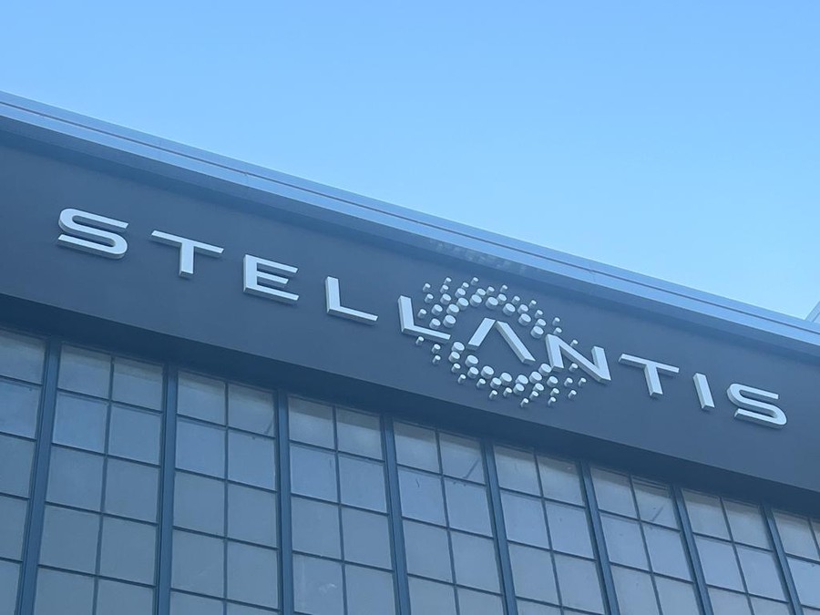Pomigliano e veicoli industriali trainano Stellantis Italia, male il polo produttivo di Torino Pomigliano e veicoli industriali trainano Stellantis Italia, male il polo produttivo di Torino