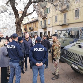 In Barriera di Milano dalle 7 alle 19 c'è l'esercito, FdI: “Grazie ragazzi”