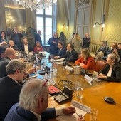 Il tavolo torinese per l'automotive in cui non ci sono novità e ognuno recita a soggetto