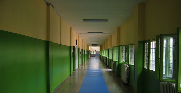 Carcere di Torino, intercettato dalla Polizia penitenziaria un maxi lancio di droga e smartphone