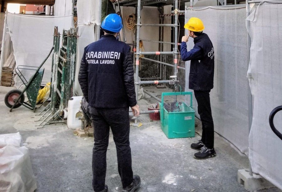 Sicurezza sul lavoro, cinque aziende irregolari tra Torino e provincia