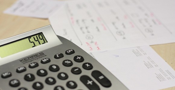 Bollette in aumento per tre piccole imprese su quattro, l'allarme di Cna Piemonte Bollette in aumento per tre piccole imprese su quattro, l'allarme di Cna Piemonte