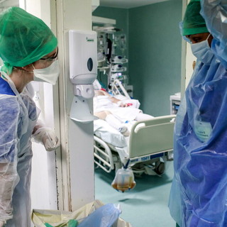 Federico, medico ortopedico, se ne va. Nel privato. Quanti ancora?