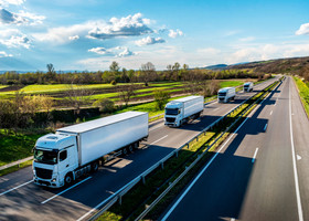 Autotrasporto merci, il caro-gasolio spinge allo stop dei mezzi anche in Piemonte