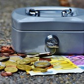 Il 63% dei comuni piemontesi è senza sportelli bancari, più di seicentomila i piemontesi senza servizio