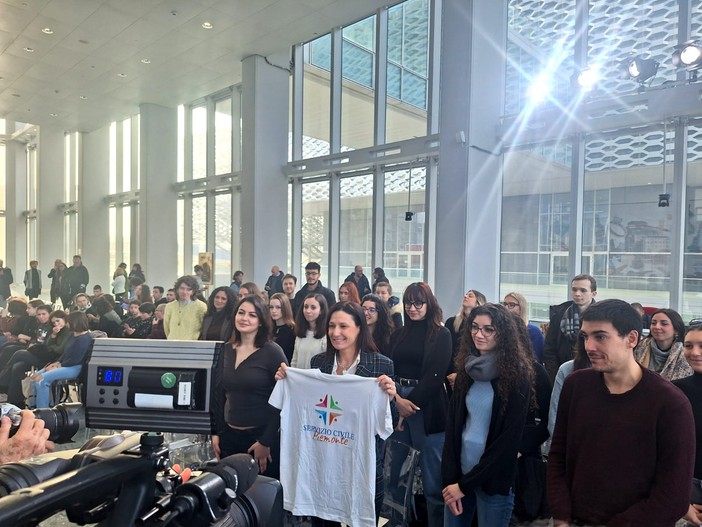 Solidarietà sociale, in Piemonte il servizio civile regionale è realtà: i ragazzi potranno vivere un'esperienza di cittadinanza attiva Solidarietà sociale, in Piemonte il servizio civile regionale è realtà: i ragazzi potranno vivere un'esperienza di cittadinanza attiva