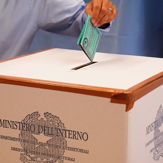 Elezioni europee e regionali, seggi aperti regolarmente a Torino