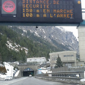 Frejus, la Polizia intercetta un minore a rischio durante i controlli alla frontiera