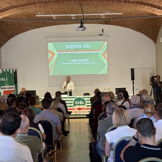 Torino più vecchia e più povera, la Cisl racconta una città in cerca di se stessa