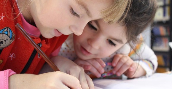 Aperti i bandi regionali per i voucher scuola, domande dal 25 giugno Aperti i bandi regionali per i voucher scuola, domande dal 25 giugno