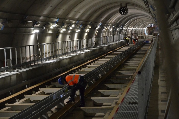 Metro di Torino, lavori in corso per tutta l'estate ma si punta a ridurre i disagi Metro di Torino, lavori in corso per tutta l'estate ma si punta a ridurre i disagi