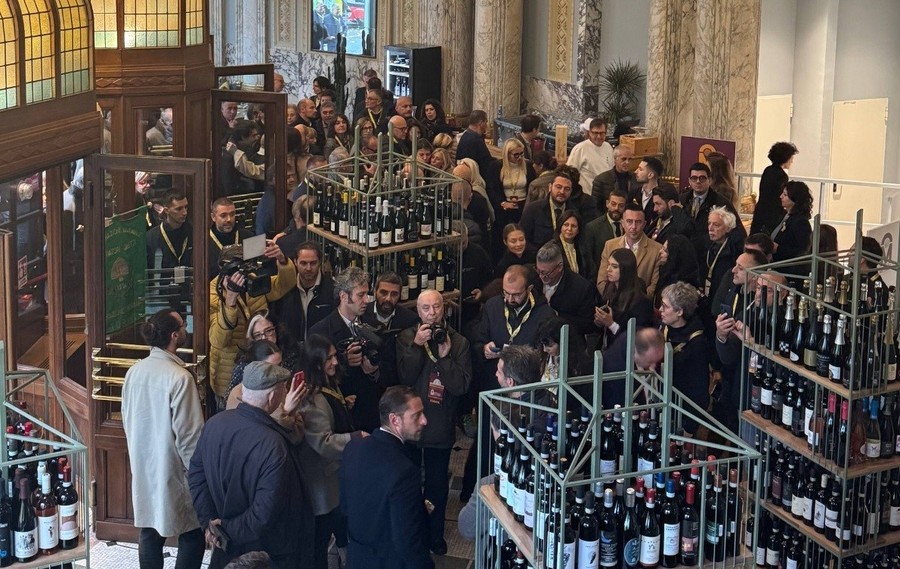 La casa del cibo contadino ha un indirizzo: corso Vittorio Emanuele numero 50 La casa del cibo contadino ha un indirizzo: corso Vittorio Emanuele numero 50