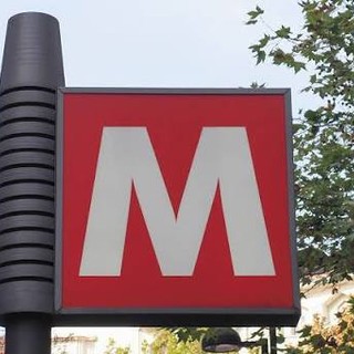 Metro, via al piano straordinario per il ripristino delle scale mobili