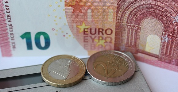 Caro bolletta: 262 milioni di extra costi per le micro e piccole imprese del Piemonte Caro bolletta: 262 milioni di extra costi per le micro e piccole imprese del Piemonte