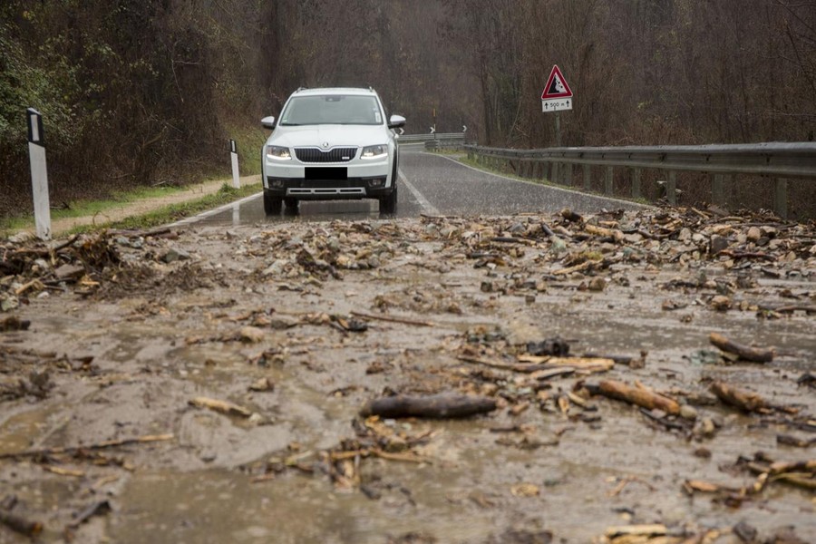 Sull’Italia piovono miliardi, ma sul Piemonte non cade nemmeno una goccia.  Di Carlo Manacorda*