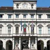 Comune di Torino, all'appello mancano 2.400 dipendenti