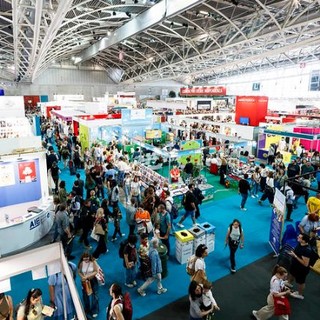 Finti sordomuti al Salone del Libro, fogli di via obbligatori per quattro romeni