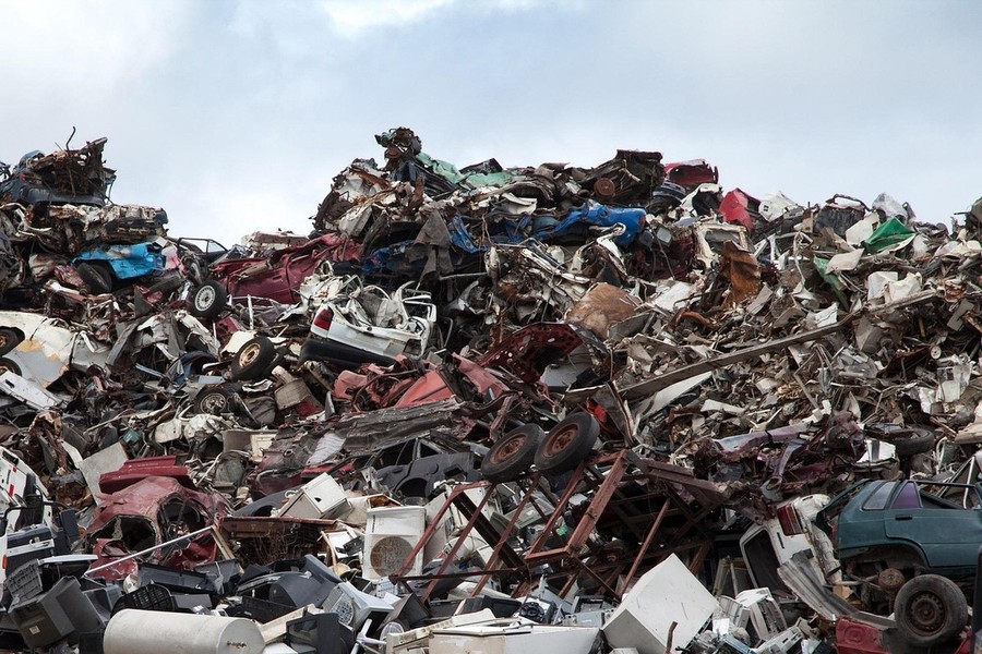 In Italia ecomafia e corruzione ambientale sempre più diffuse, Legambiente «bisogna alzare la soglia di prevenzione»
