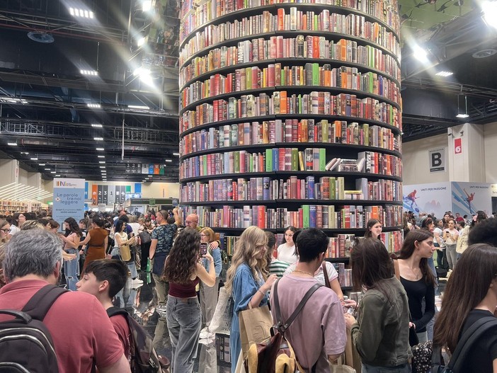 Falsi sordomuti al Salone del Libro, cinque denunce