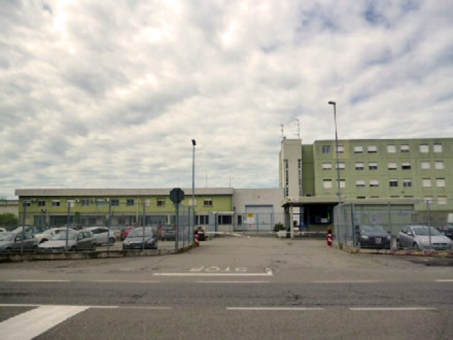 Carcere San Michele di Alessandria, poliziotto aggredito da un detenuto finisce al pronto soccorso