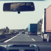 Anno nuovo, rincaro nuovo: per famiglie e imprese autostrade più care del 2,3%