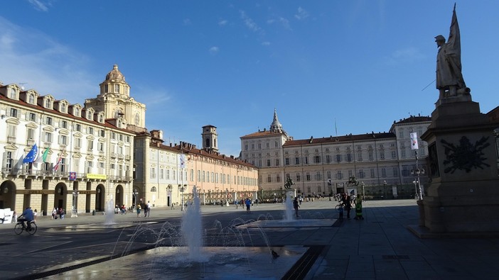 Vuelta, volley e twirling, il grande sport regala a Torino un agosto ideale per i turisti
