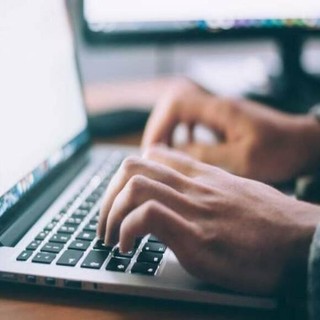Truffe sentimentali on line, il Piemonte è la prima regione ad avere una legge