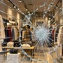 Torino, un piano di sostegno per i commercianti vittime di "spaccate"