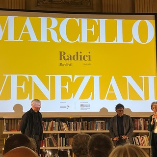 “Perdere l'identità significa trasformarci in automi. Ma spero nei miracoli”, Veneziani al Circolo dei lettori per il festival Radici