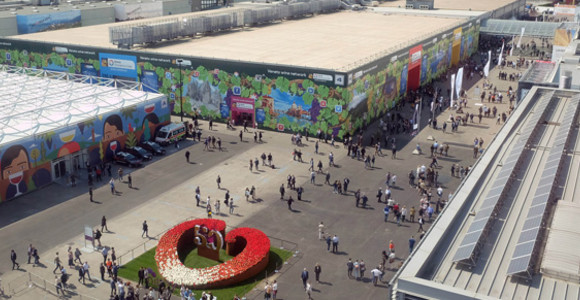 Domenica 12 aprile il Piemonte inaugura il padiglione alla 58° edizione del Vinitaly di Verona Domenica 12 aprile il Piemonte inaugura il padiglione alla 58° edizione del Vinitaly di Verona