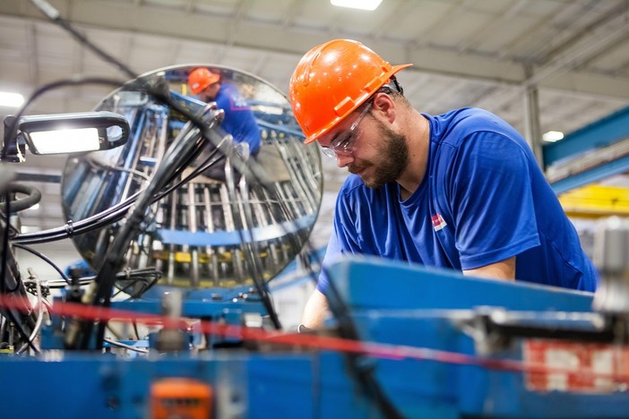 Lavoro, nel 2024 più occupati in Piemonte. Ma calano le previsioni di assunzione